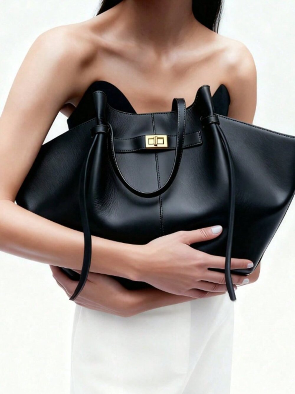 Black Fashionable Women's Trapezoid Shoulder Bag